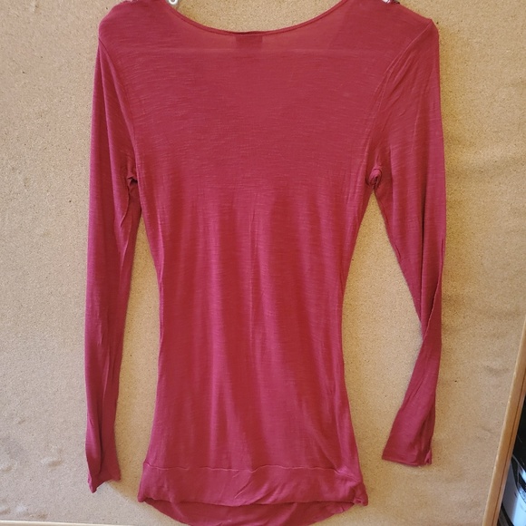 Red Long-sleeve Top with Neckline Detail - Picture 3 of 3
